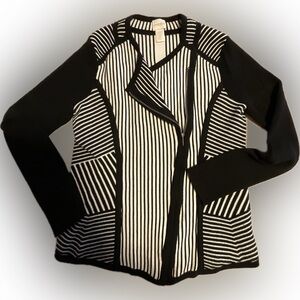 Chico’s “Natalia” Black & White Asymmetrical Striped Zip Sweater/Cardigan Sz 00